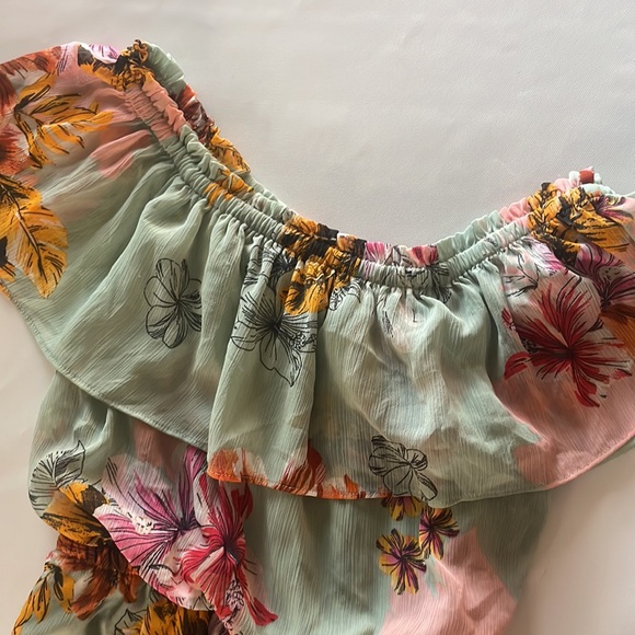 Womens EXPRESS XS stretchy  Long flowy tier floral maxi Perfect for fall - Picture 6 of 9